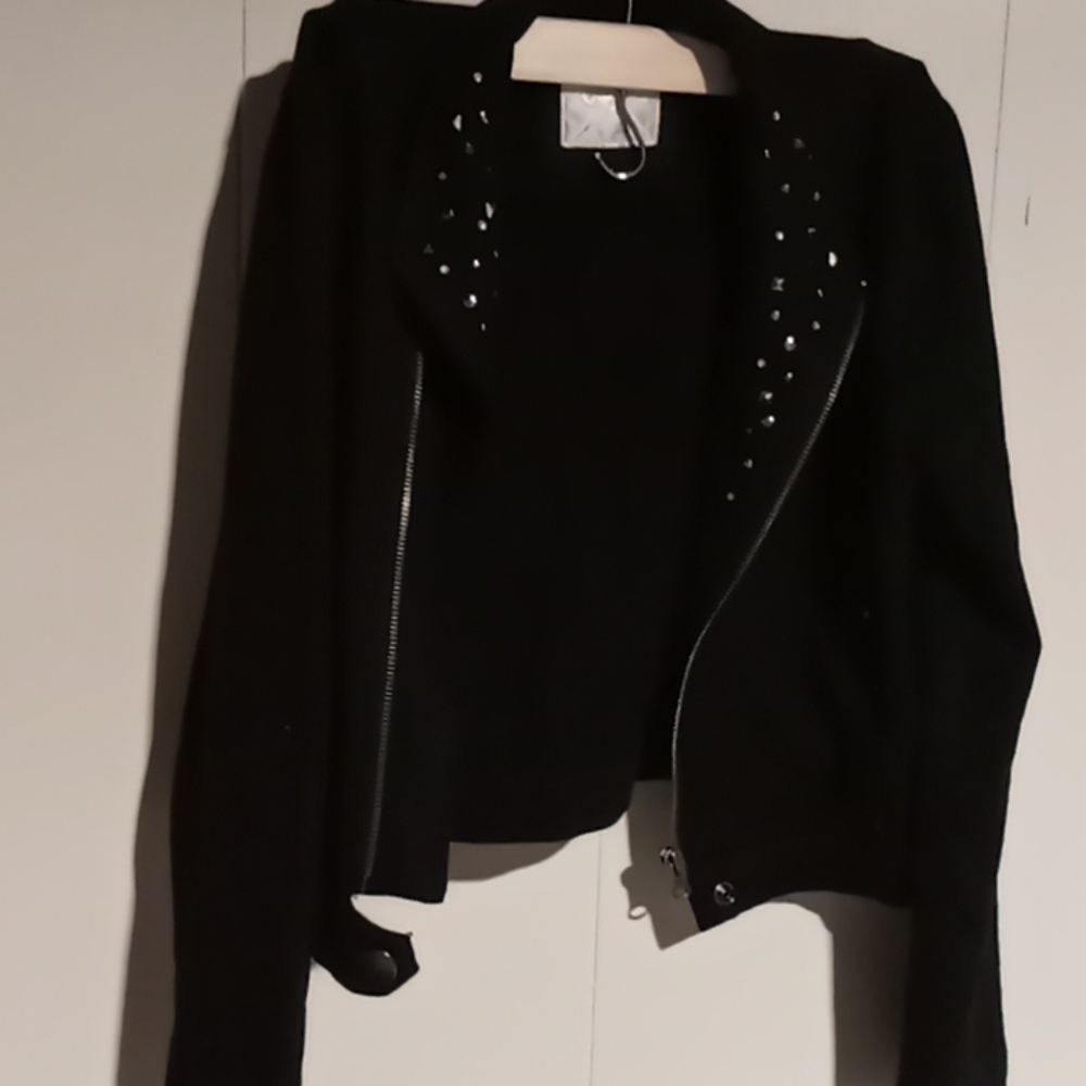 Justice blk studded jacket
